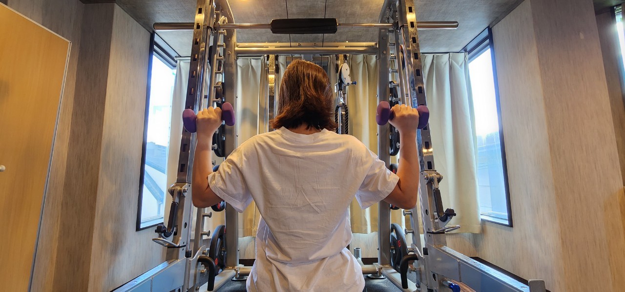 摂津富田でパーソナルジムをお探しの方へ|BREEZE高槻(通い放題)